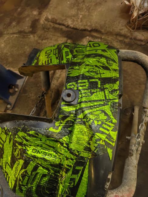 Пример шумоизоляции колесной арки